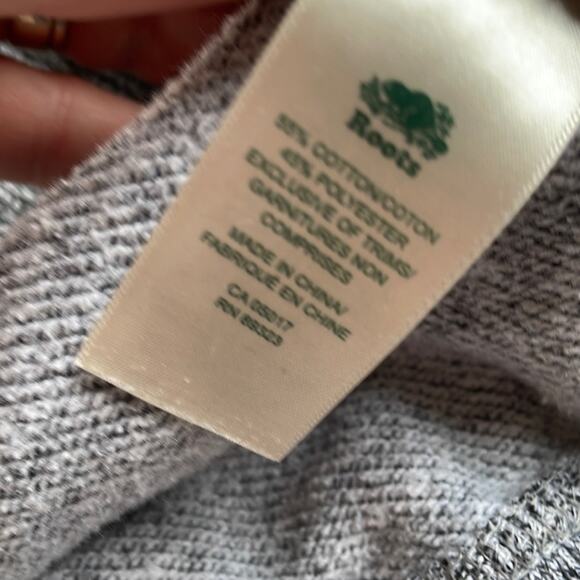 ROOTS CANADA Athletic Gray Marled Crewneck Sweater Size Women’s X-Small - Picture 4 of 5